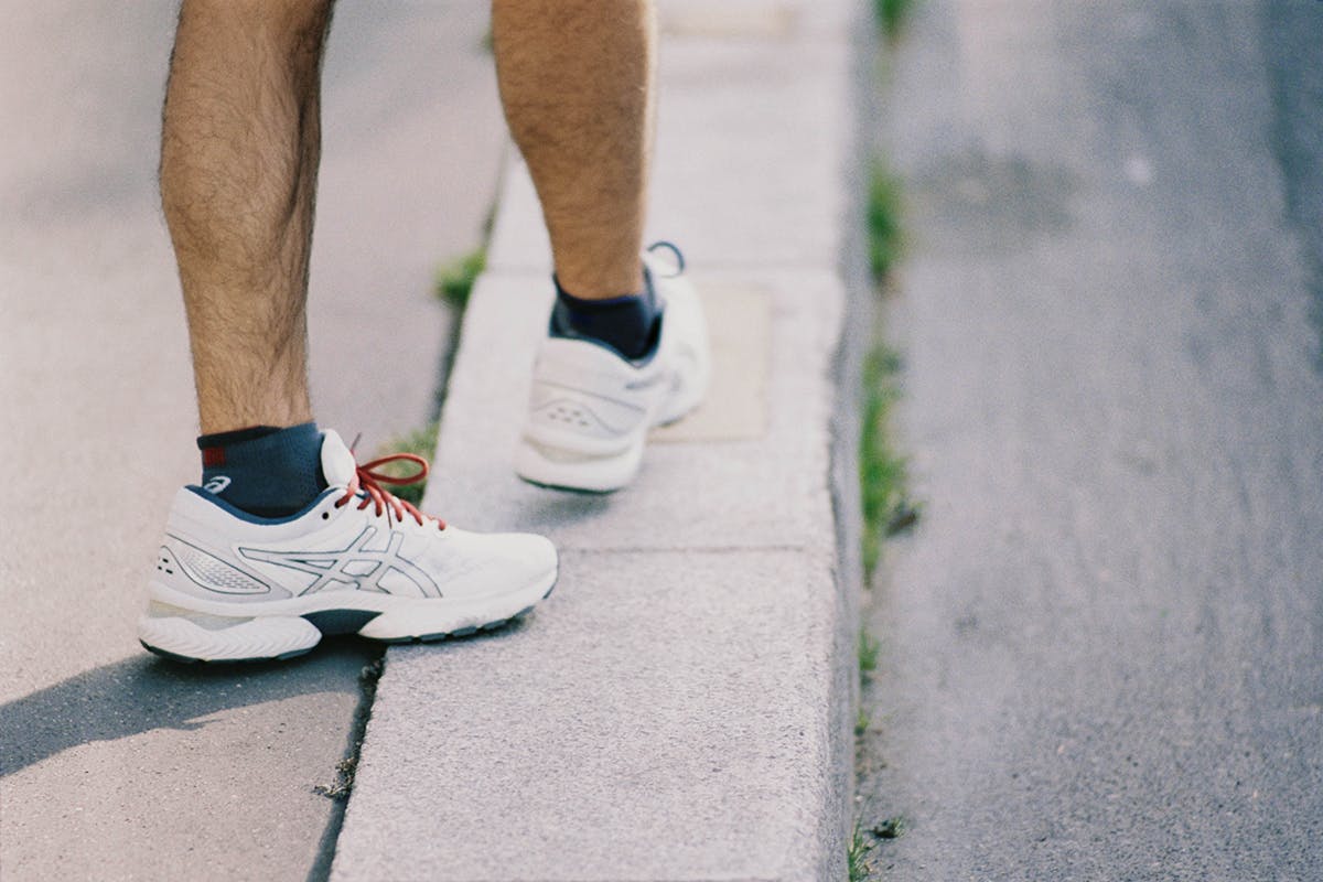 Reigning Champ x ASICS GEL-Nimbus 22: to Buy This Week