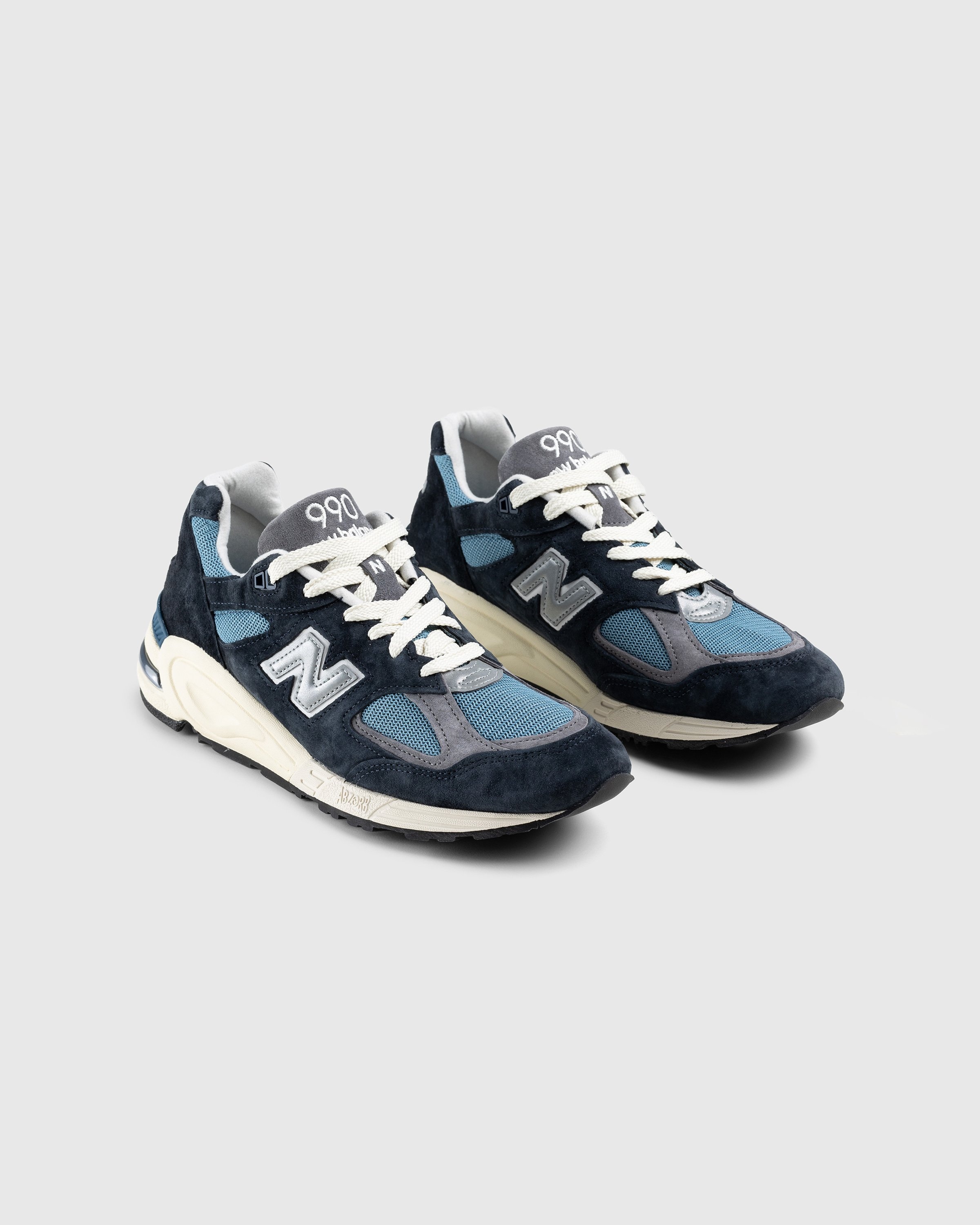 New Balance – M990TB2 Blue - Low Top Sneakers - Blue - Image 3