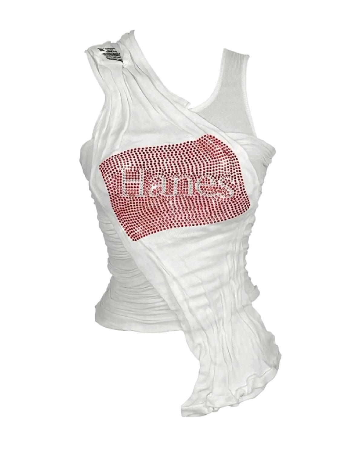 hanes-seks-collaboration-julia-fox-3