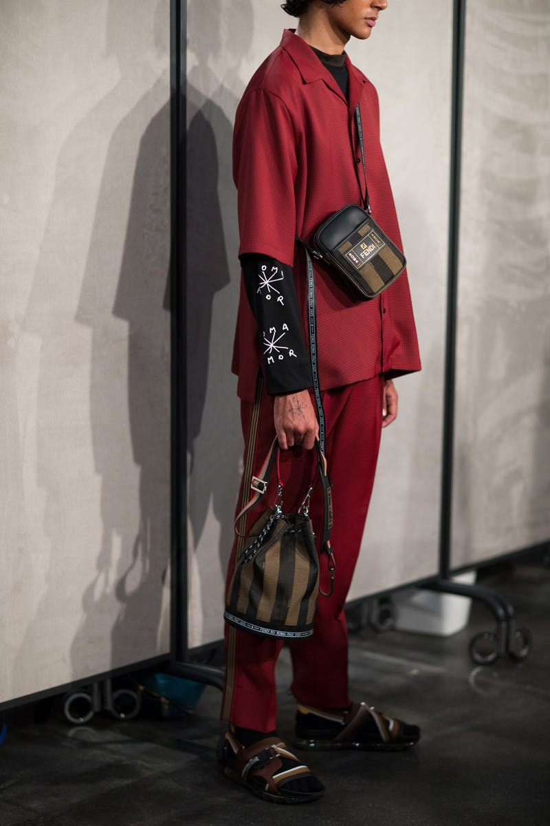 fendi ss19 mfw runway