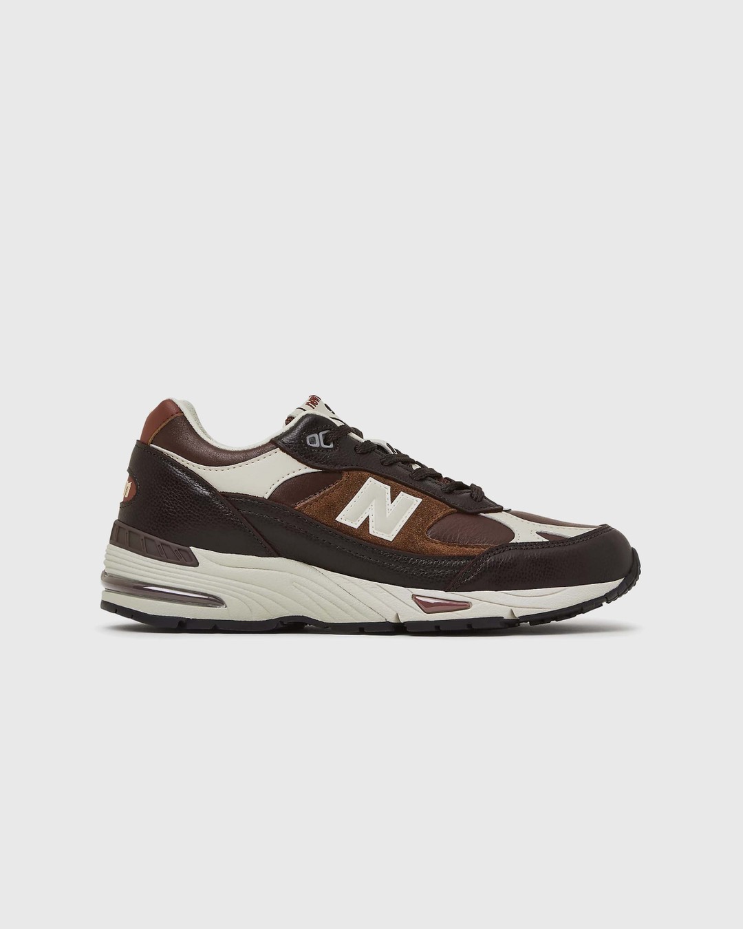 New Balance – M991GBI Brown - Low Top Sneakers - Brown - Image 1