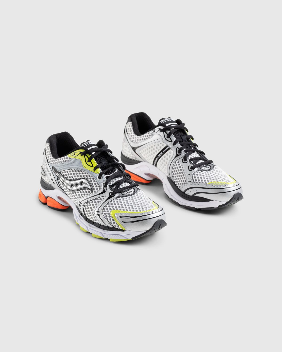Saucony x Highsnobiety – Pro Grid Triumph 4 Silver/Multi - Sneakers - Silver - Image 3