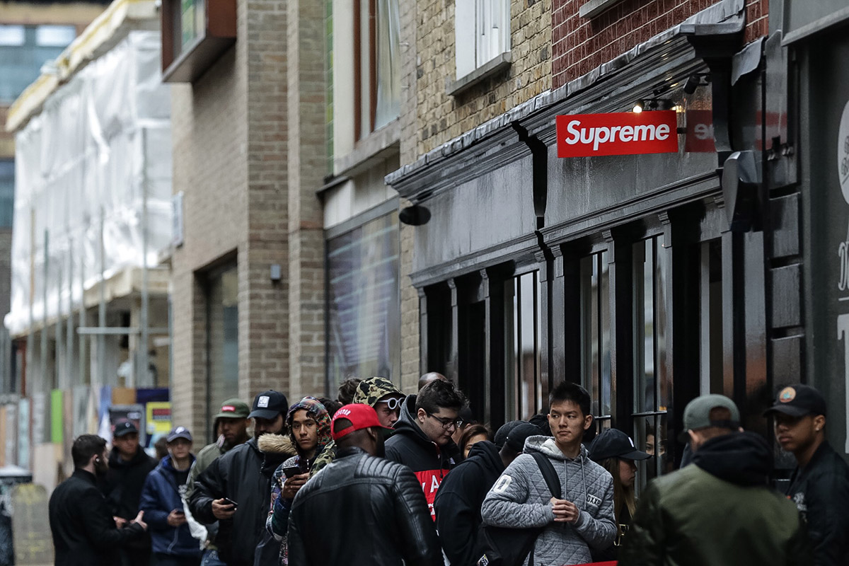 Buy Supreme Clothing: The Ultimate Beginner's Guide