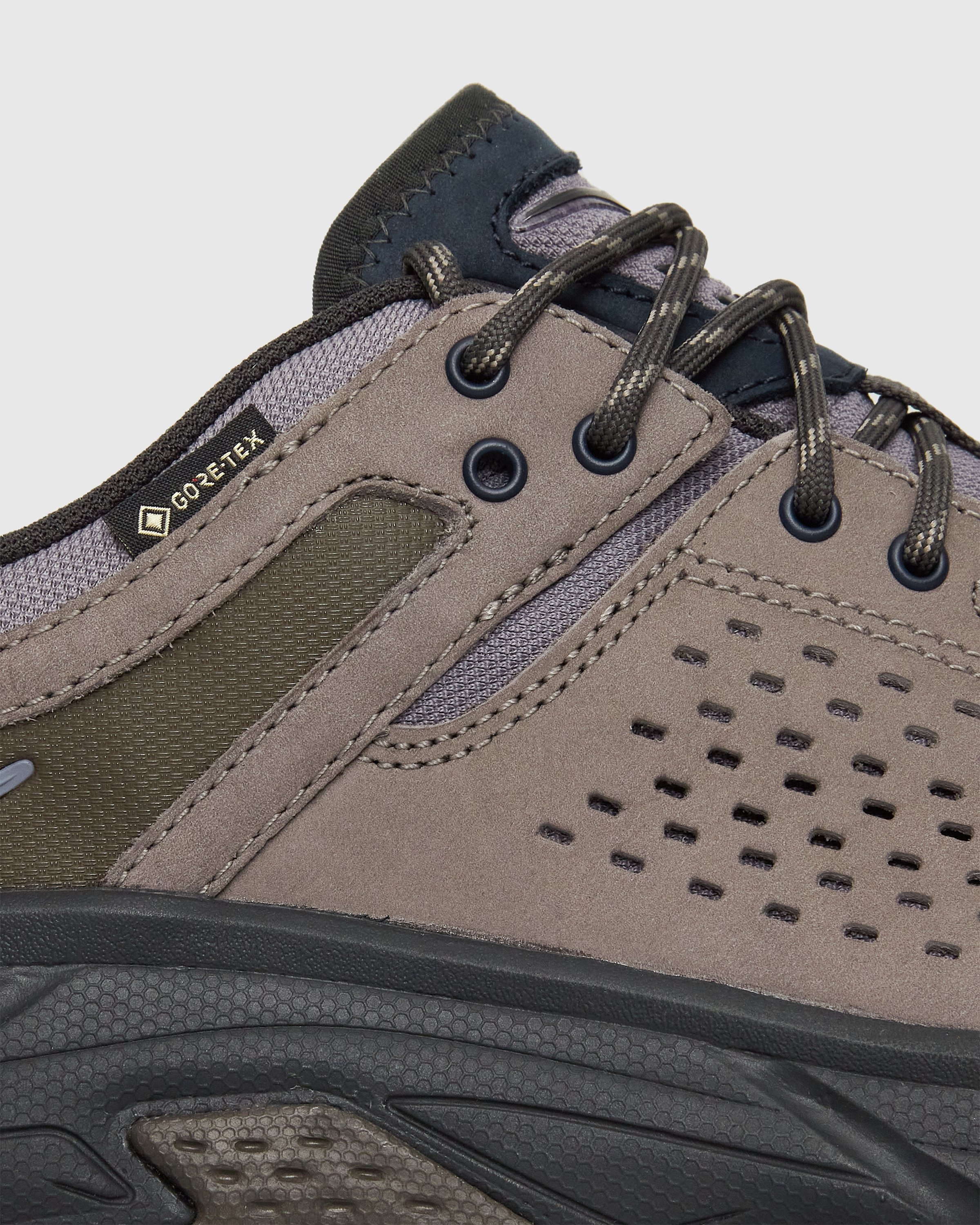 HOKA x J.L-A.L – Tor Ultra Low | Highsnobiety Shop