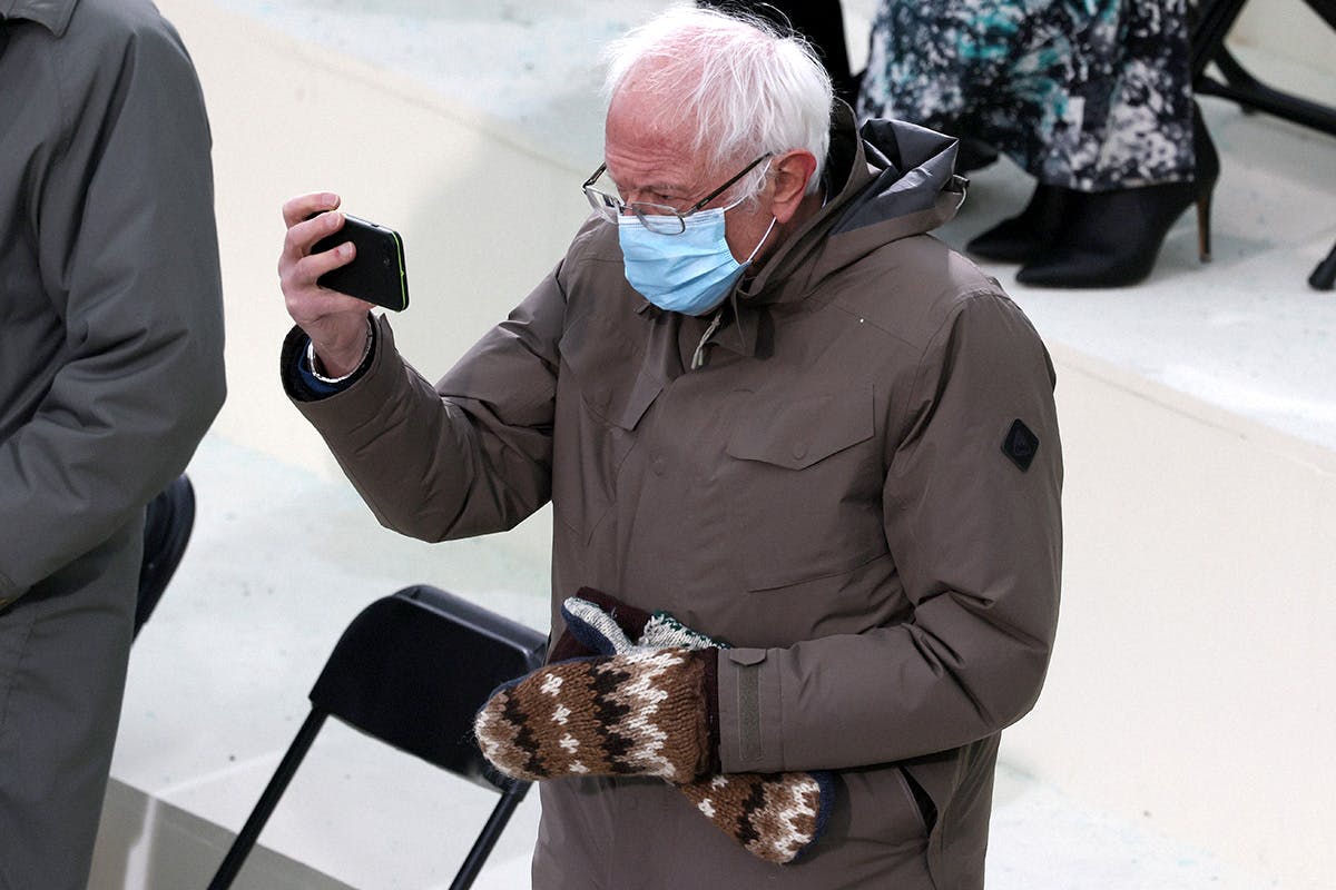 bernie-mittens-main