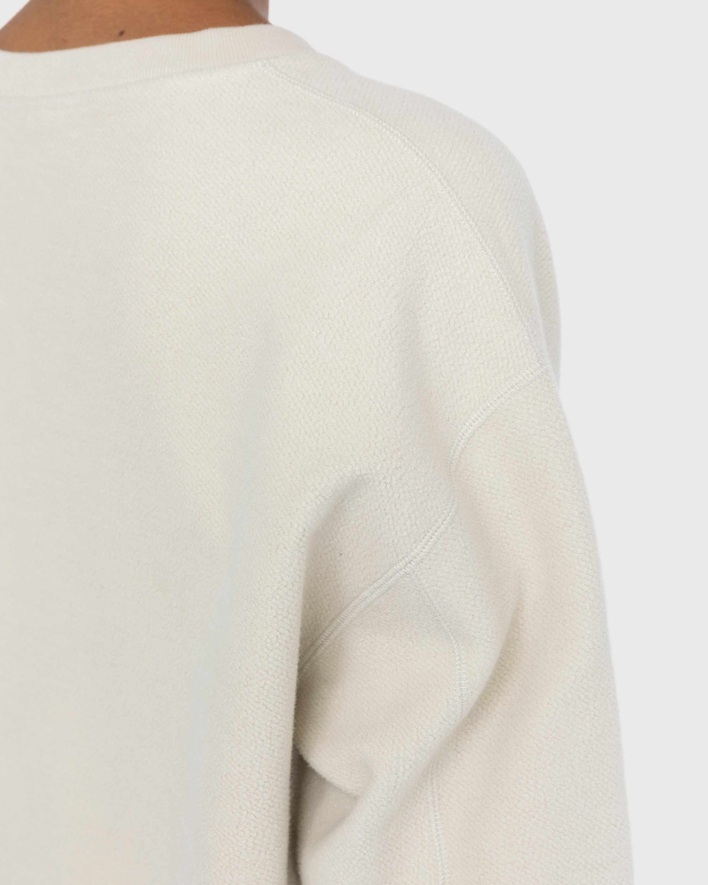 Highsnobiety – Script Logo Reverse Fleece Crew Beige - Sweats - Beige - Image 7