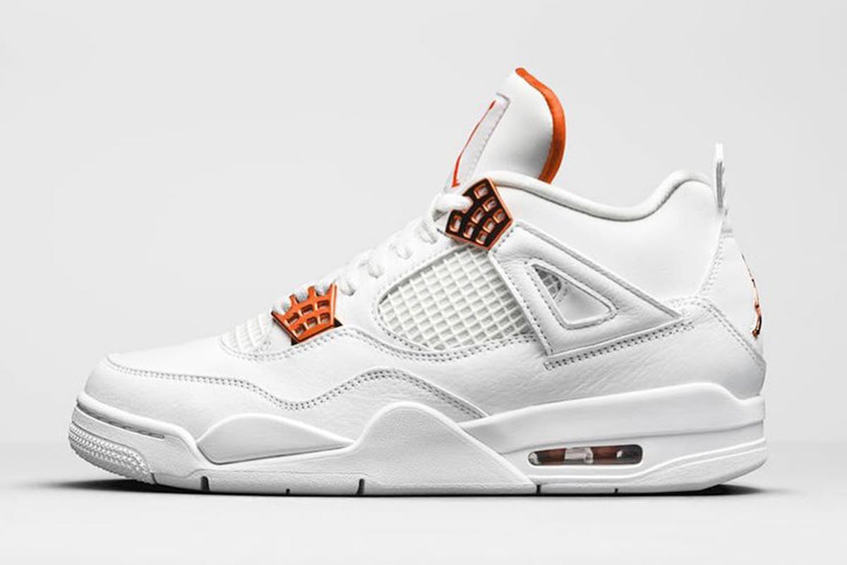 nike air jordan 4 metallic orange product shot