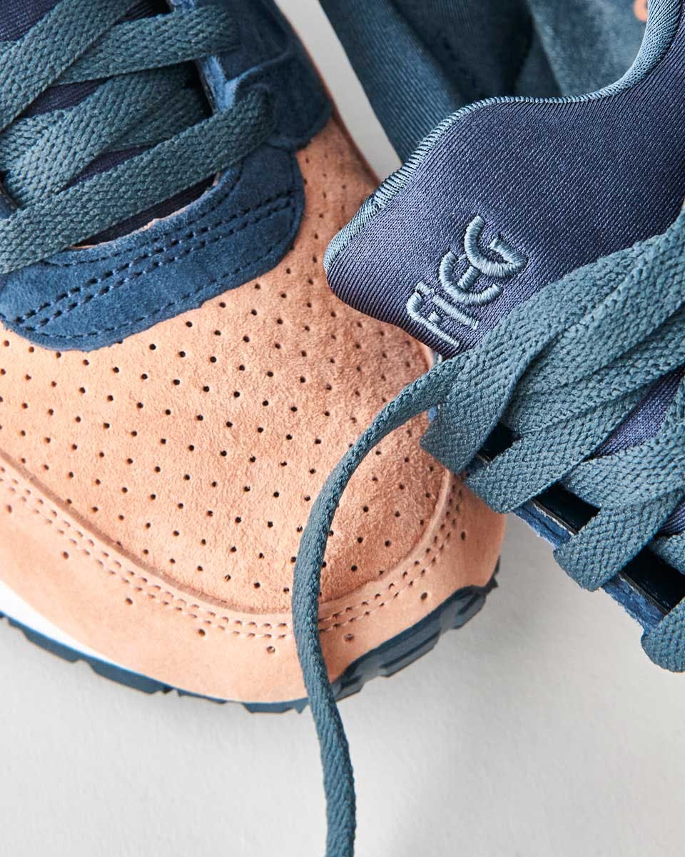 kith salmon toe