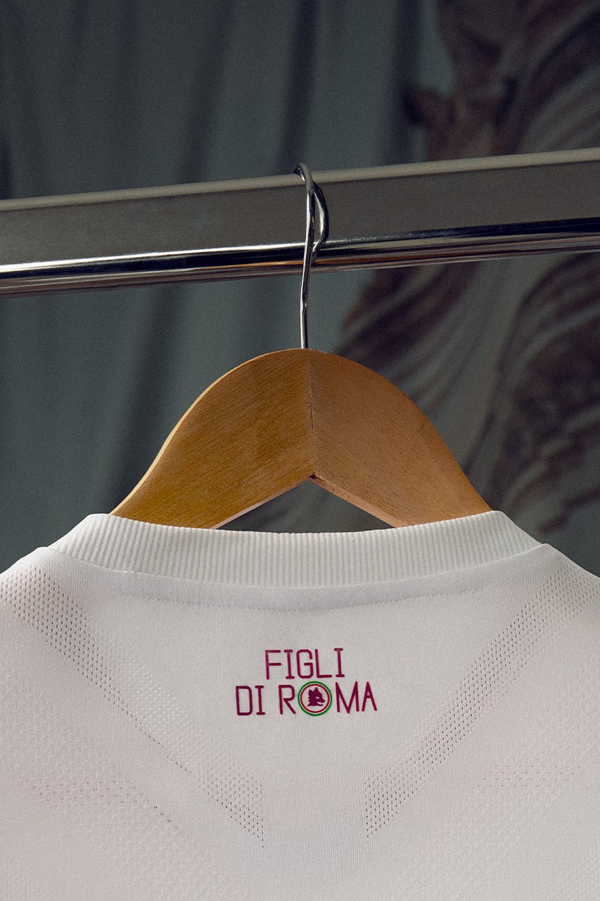 as-roma-away-new-balance-006
