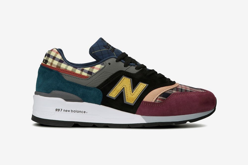 daily-sneaker-news-2-02-18-2021-01
