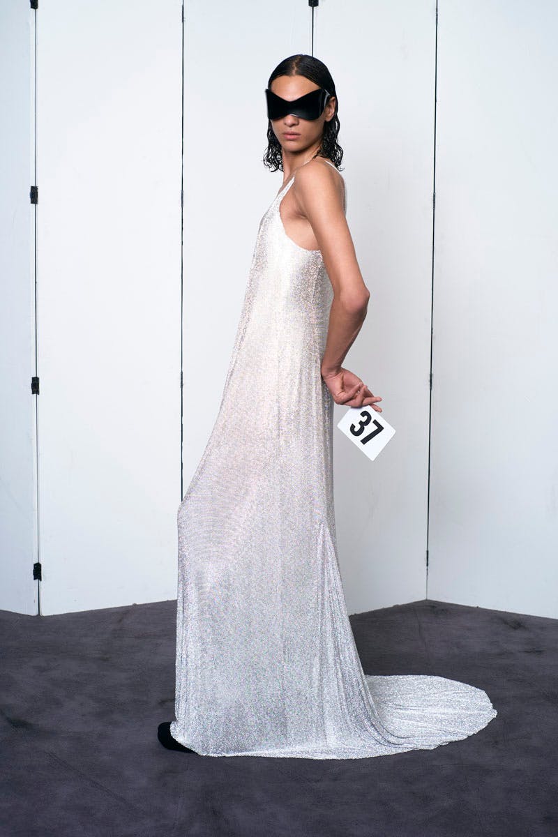balenciaga-show-report-couture-31