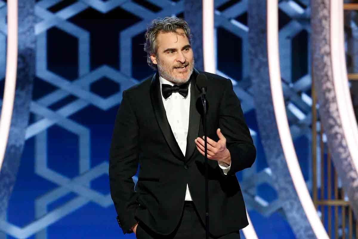 joaquin-phoenix-golden-globes-speech-reactions-01
