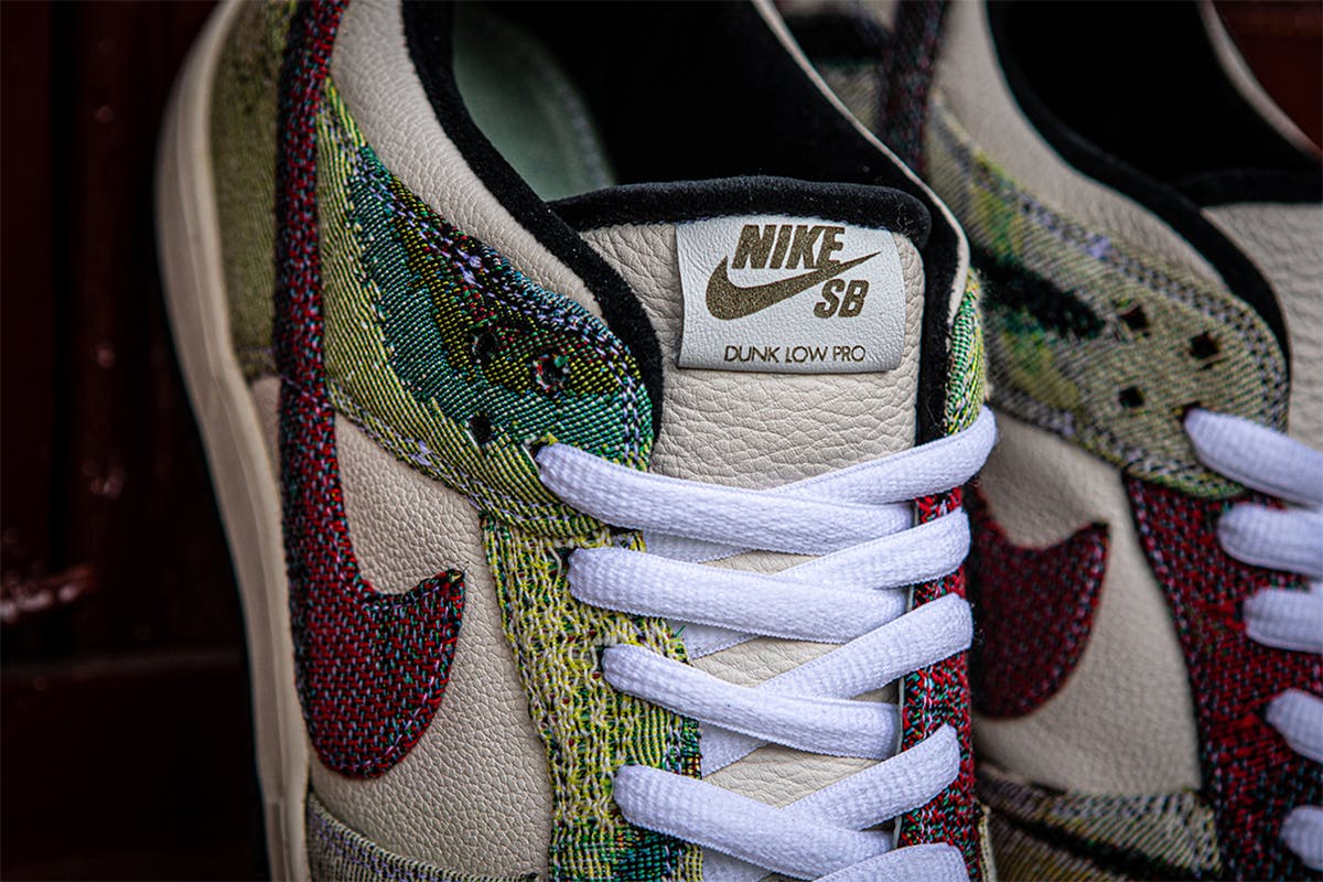 Futura x Off-White™ Nike SB Dunk Low "Flows"