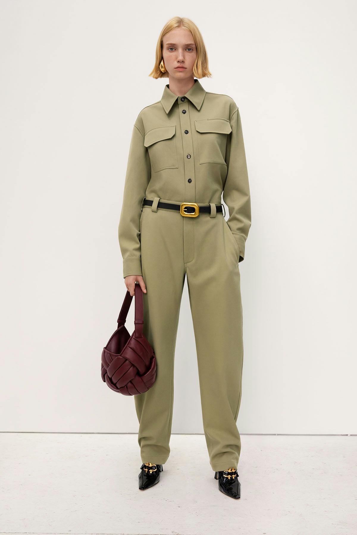 bottega-veneta-resort-2023-19