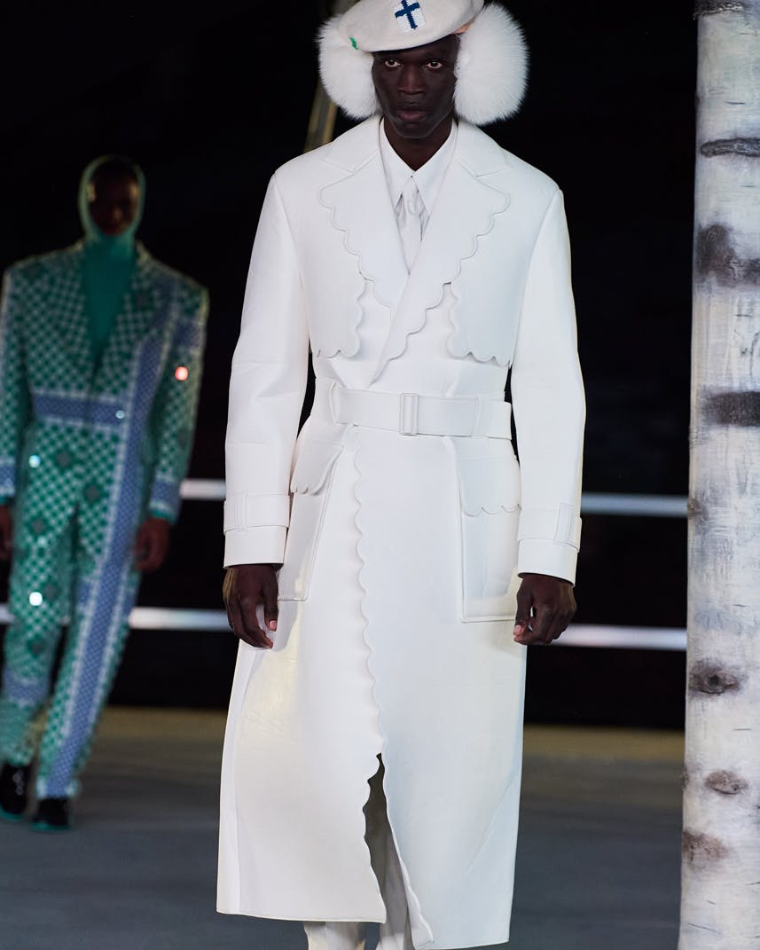 virgil-abloh-louis-vuitton-ss22-collection-details-nike (88)