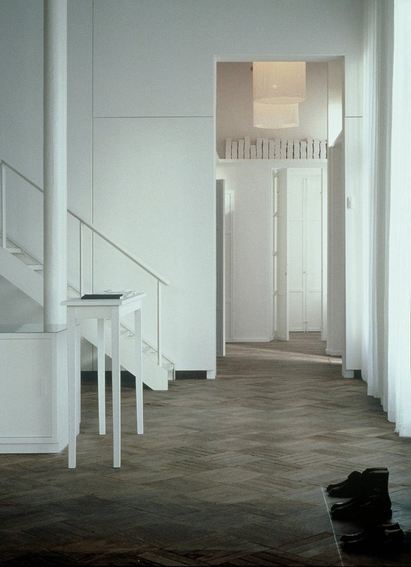 game-changers-best-store-interiors-changed-fashion-ann-demeulemeester-05