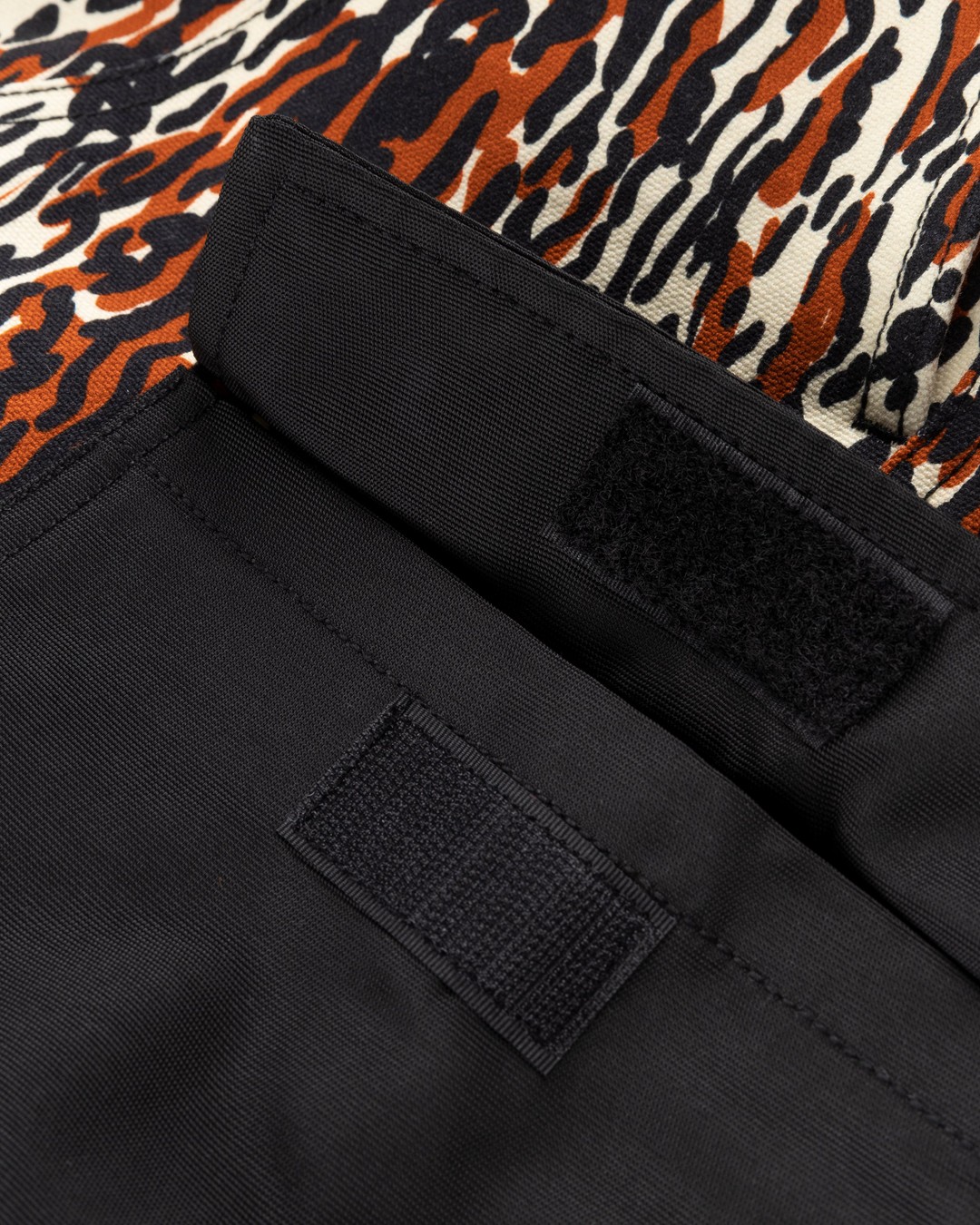 Phipps – Action Shorts Printed Canvas Leopard - Shorts - Brown - Image 5
