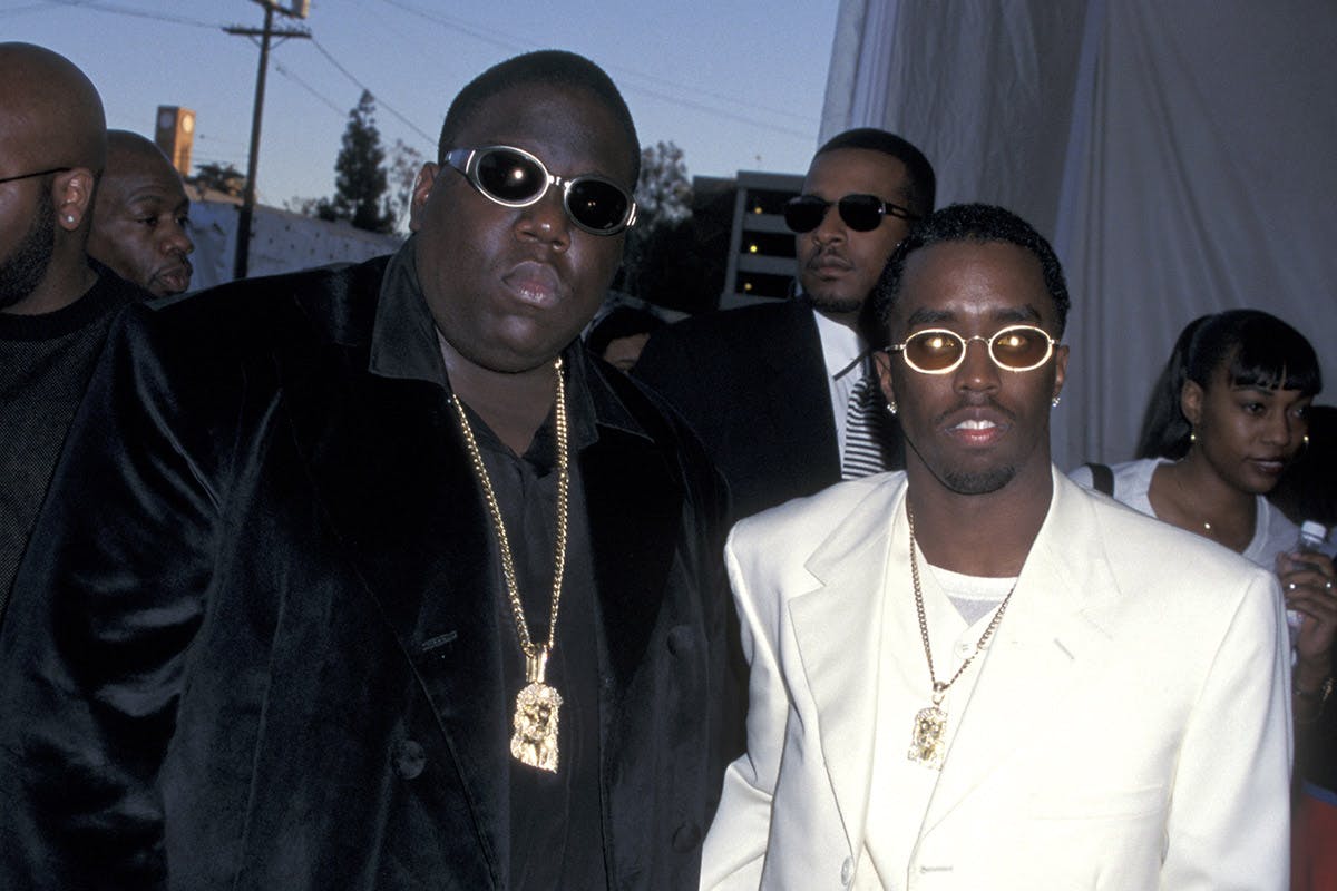 Diddy Remembers Biggie With Rare Pictures & “Hypnotize” Story