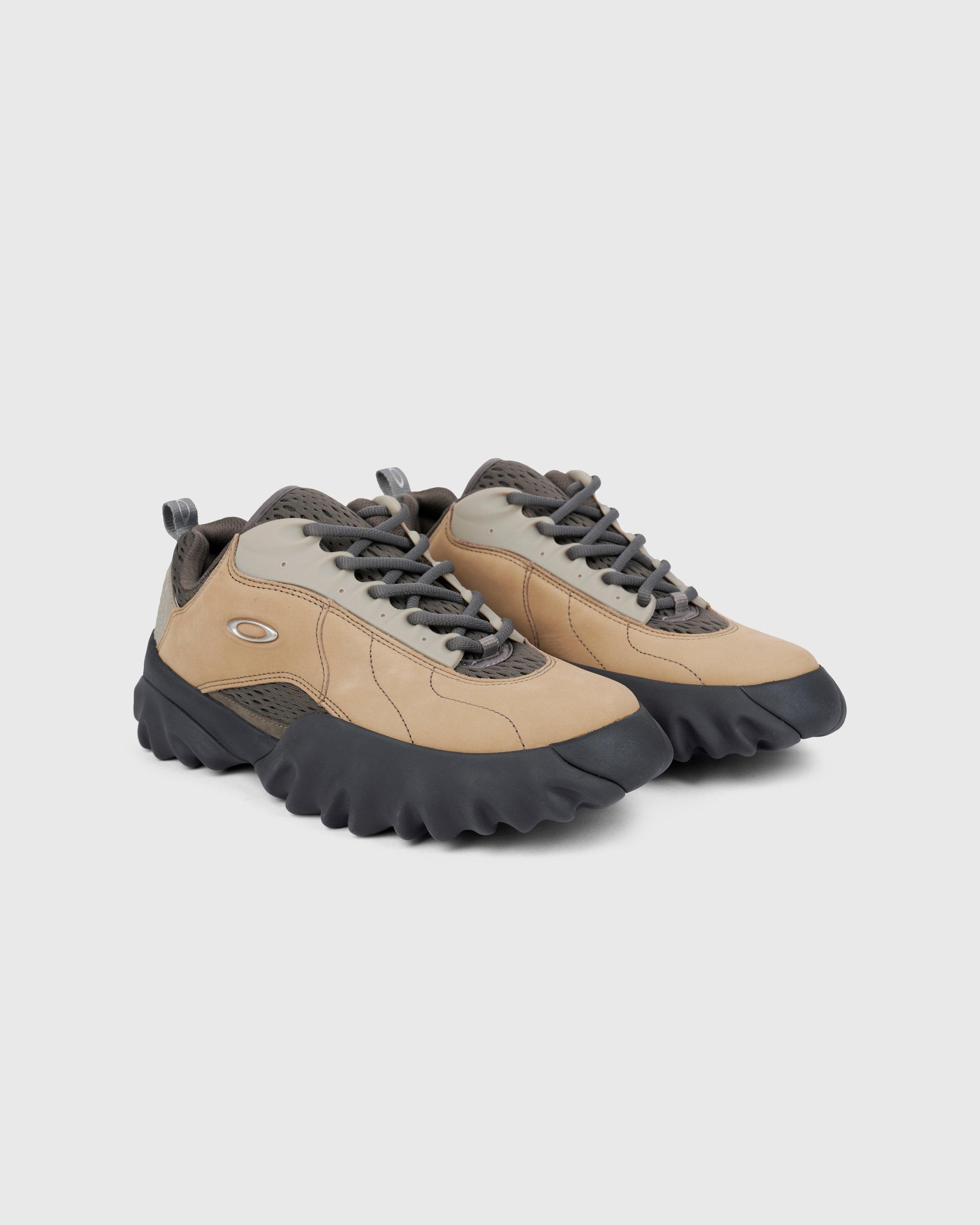 Oakley hiking footwear clearance