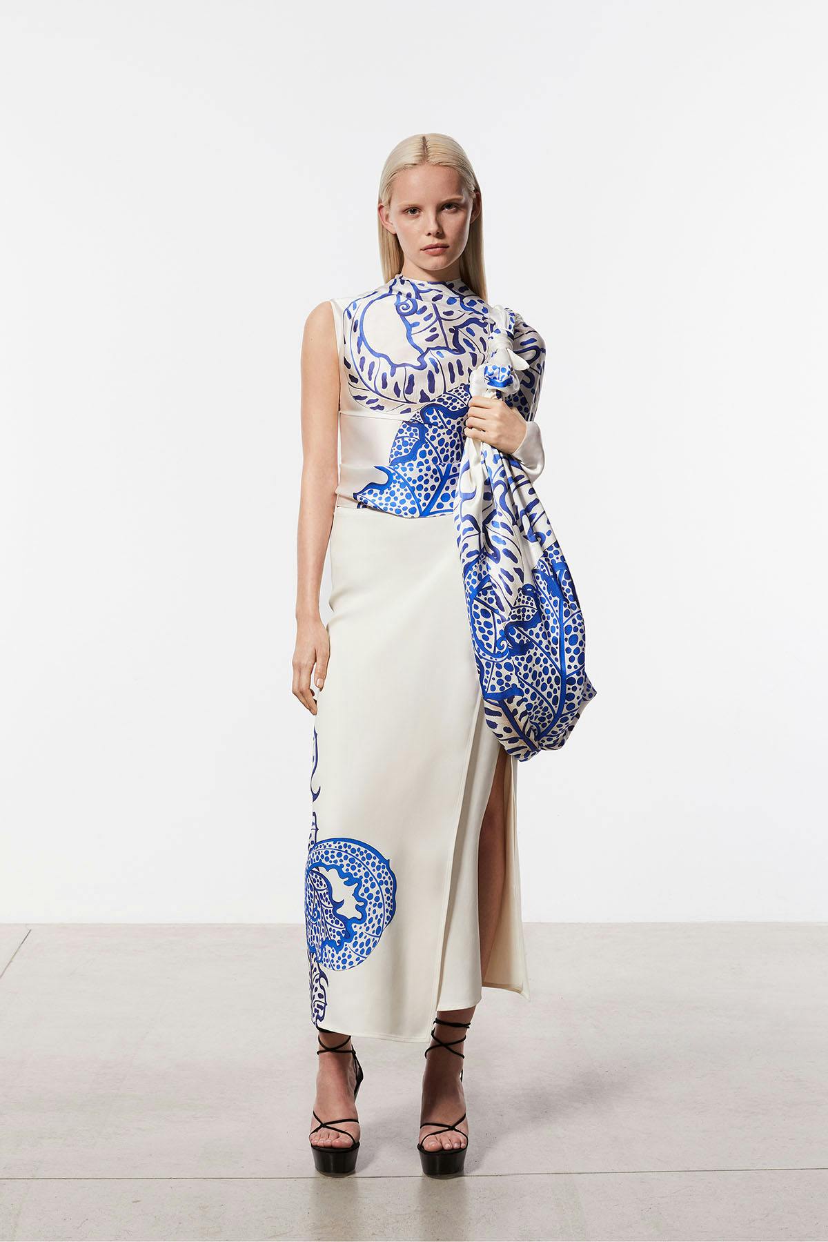 ferragamo-pre-fall-2023-34