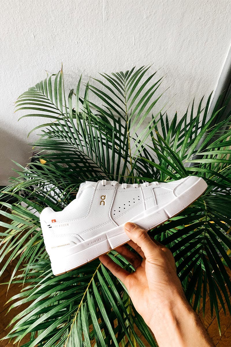 on-roger-clubhouse-sneaker-12