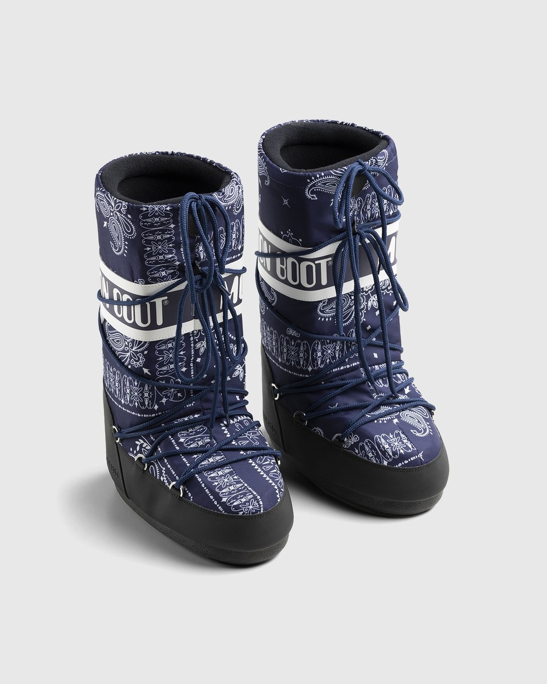 Moon Boot x Highsnobiety – Icon Boot Bandana Blue - Lined Boots - Blue - Image 3