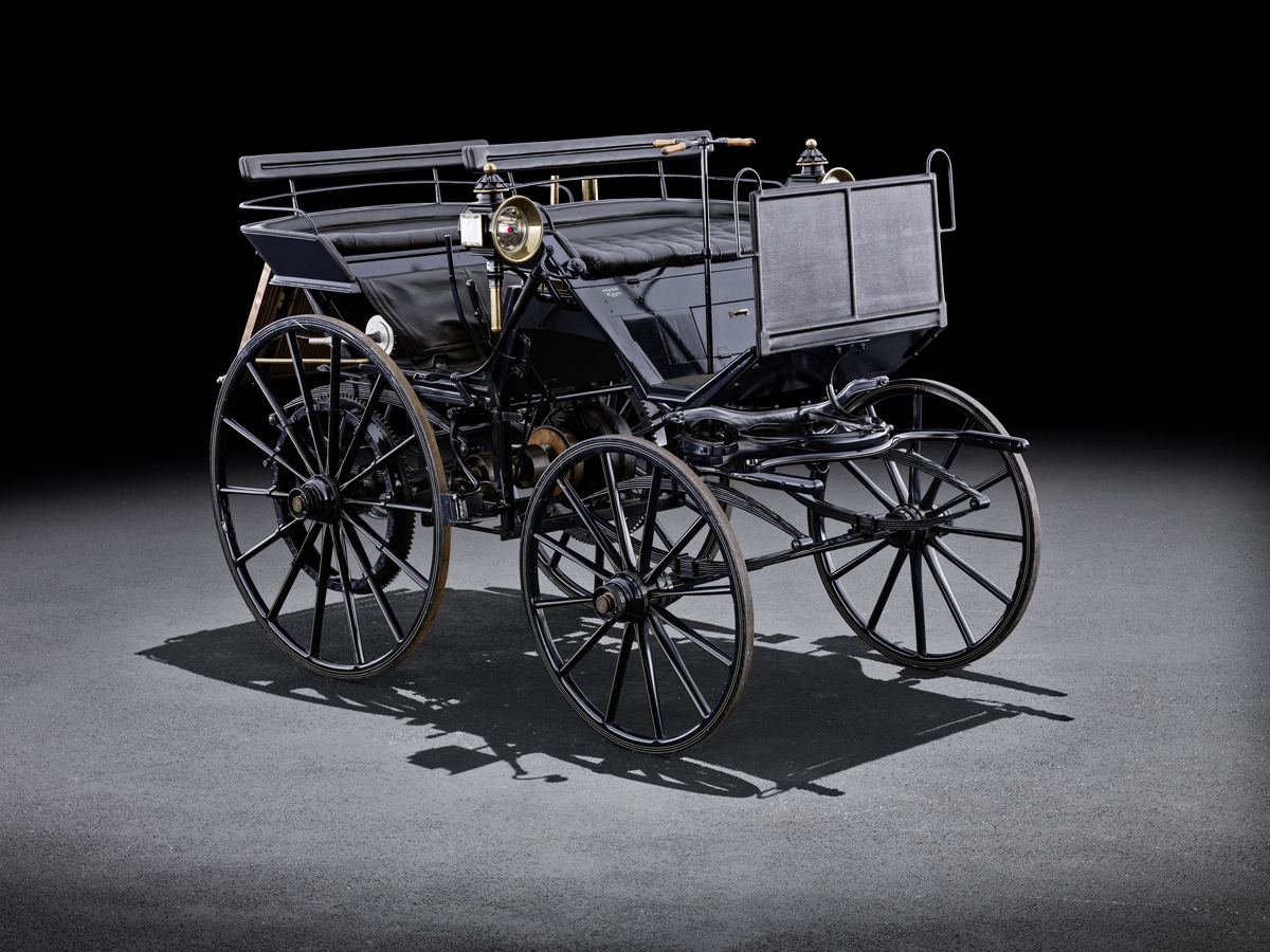 Muli-Nr. 961, Daimler Motorkutsche, Baujahr 1886.