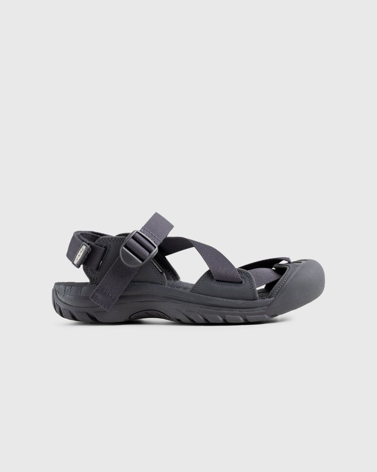 Keen – Zerraport II Magnet/Magnet - Sandals & Slides - Grey - Image 1