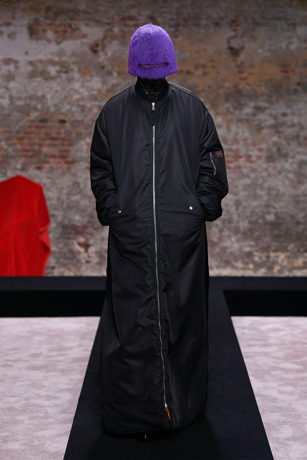 Raf Simons Fall Winter 2022 Men S Women S Runway Collection