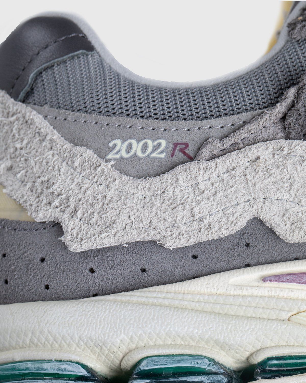 New Balance – M2002RDA Rain Cloud - Sneakers - Grey - Image 6