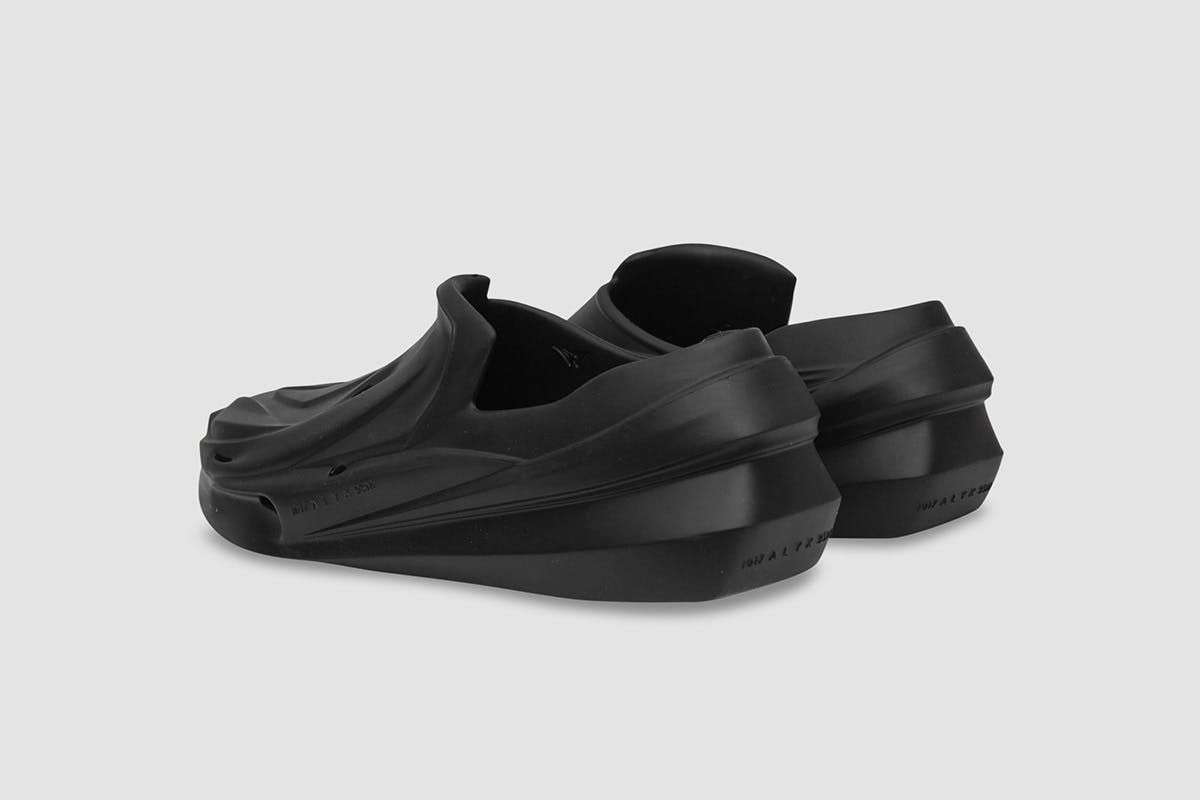 daily-sneaker-news-03-16-2021-2-03