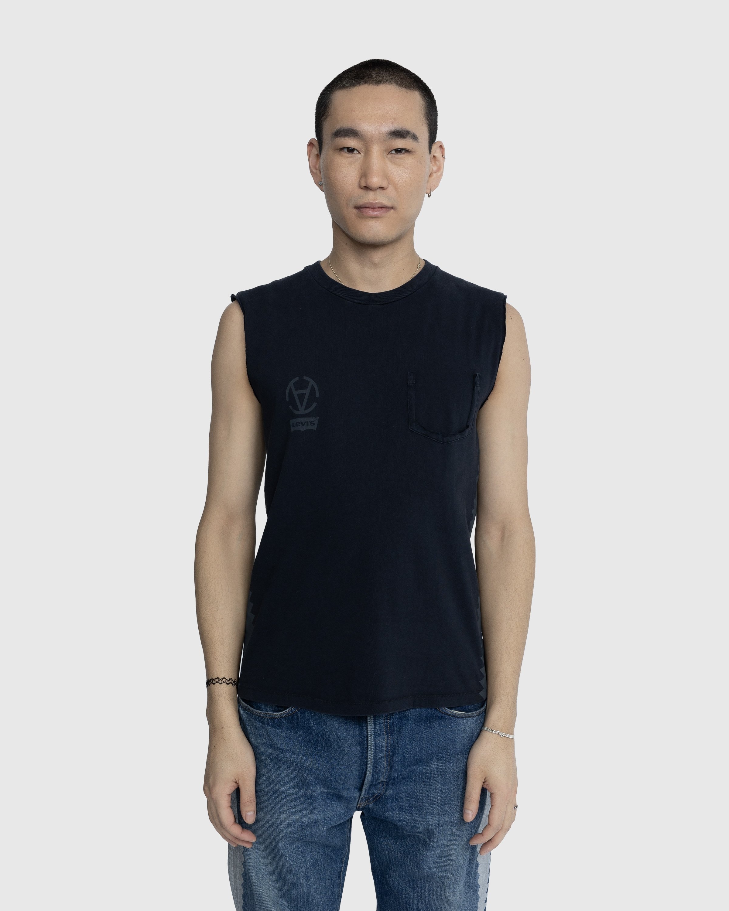 Levi's sleeveless t deals shirt