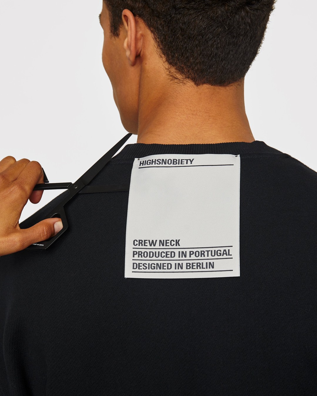 Highsnobiety – Staples Sweatshirt Black - Sweats - Black - Image 4
