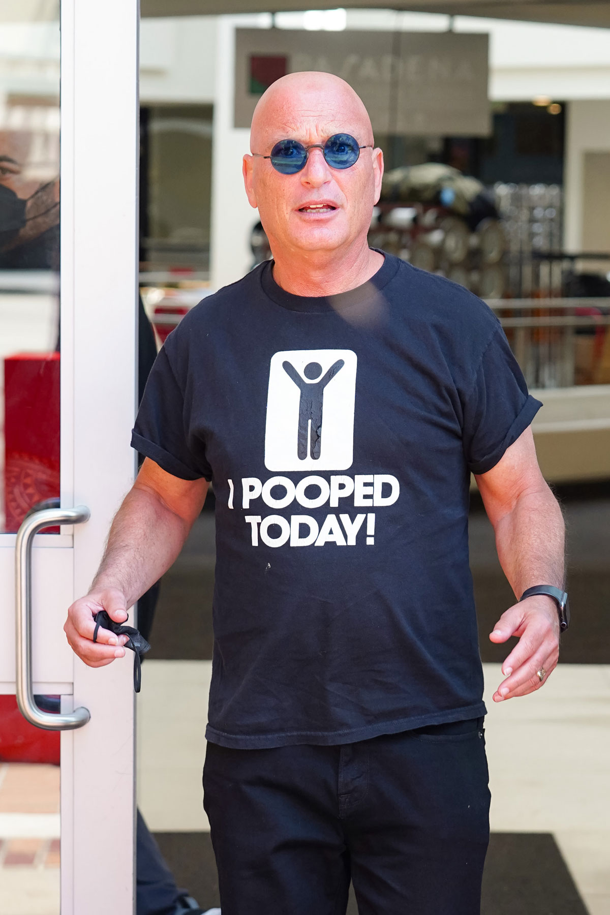 howie-mandel-i-pooped-today-shirt-02