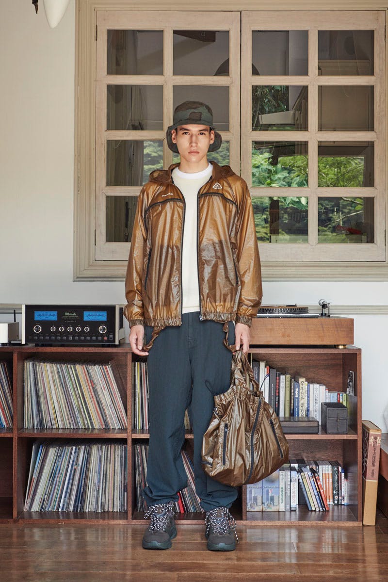 undercover-ss22-menswear-collection-10