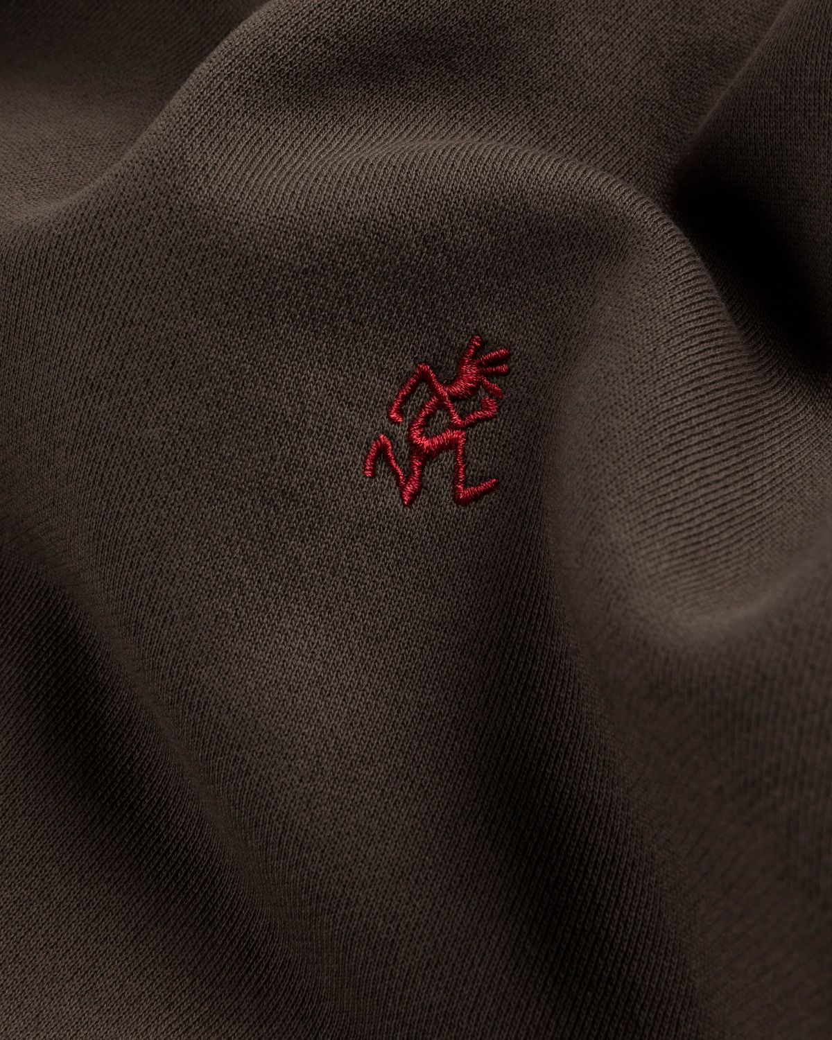 Gramicci – One Point Hooded Sweatshirt Brown Pigment - Sweats - Brown - Image 4