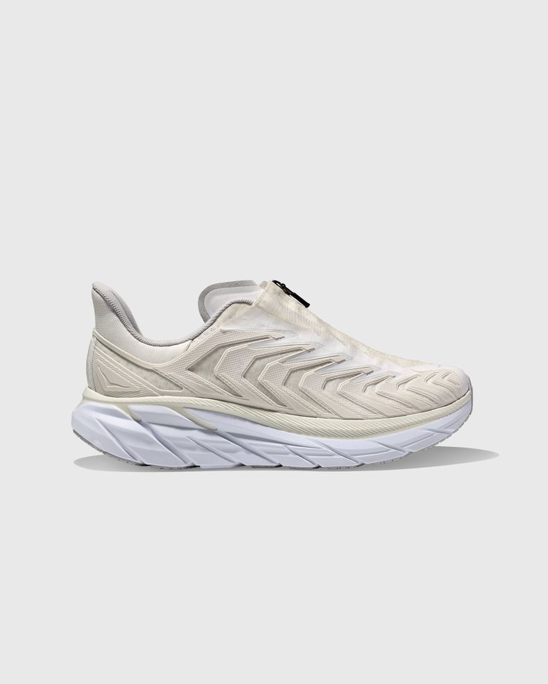 HOKA – PROJECT CLIFTON Beige