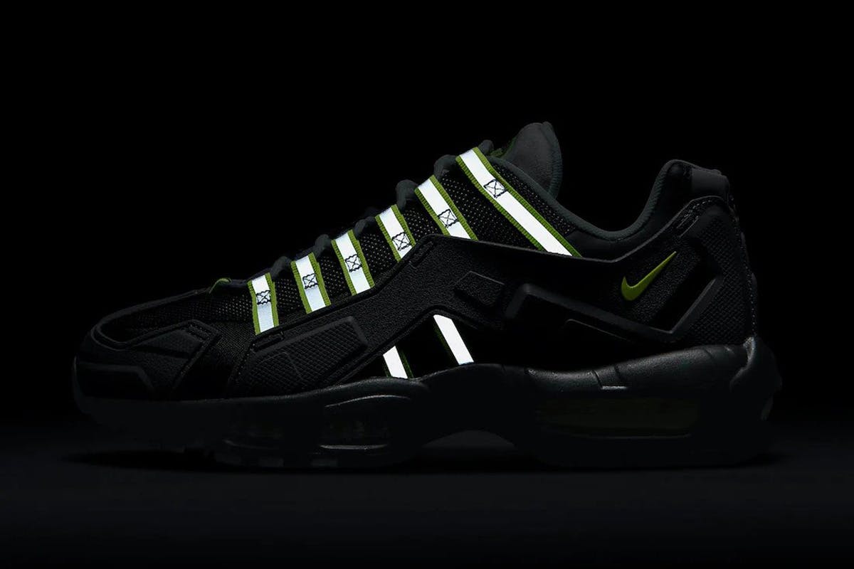 nike-air-max-95-ndstrkt-neon-release-date-price-03