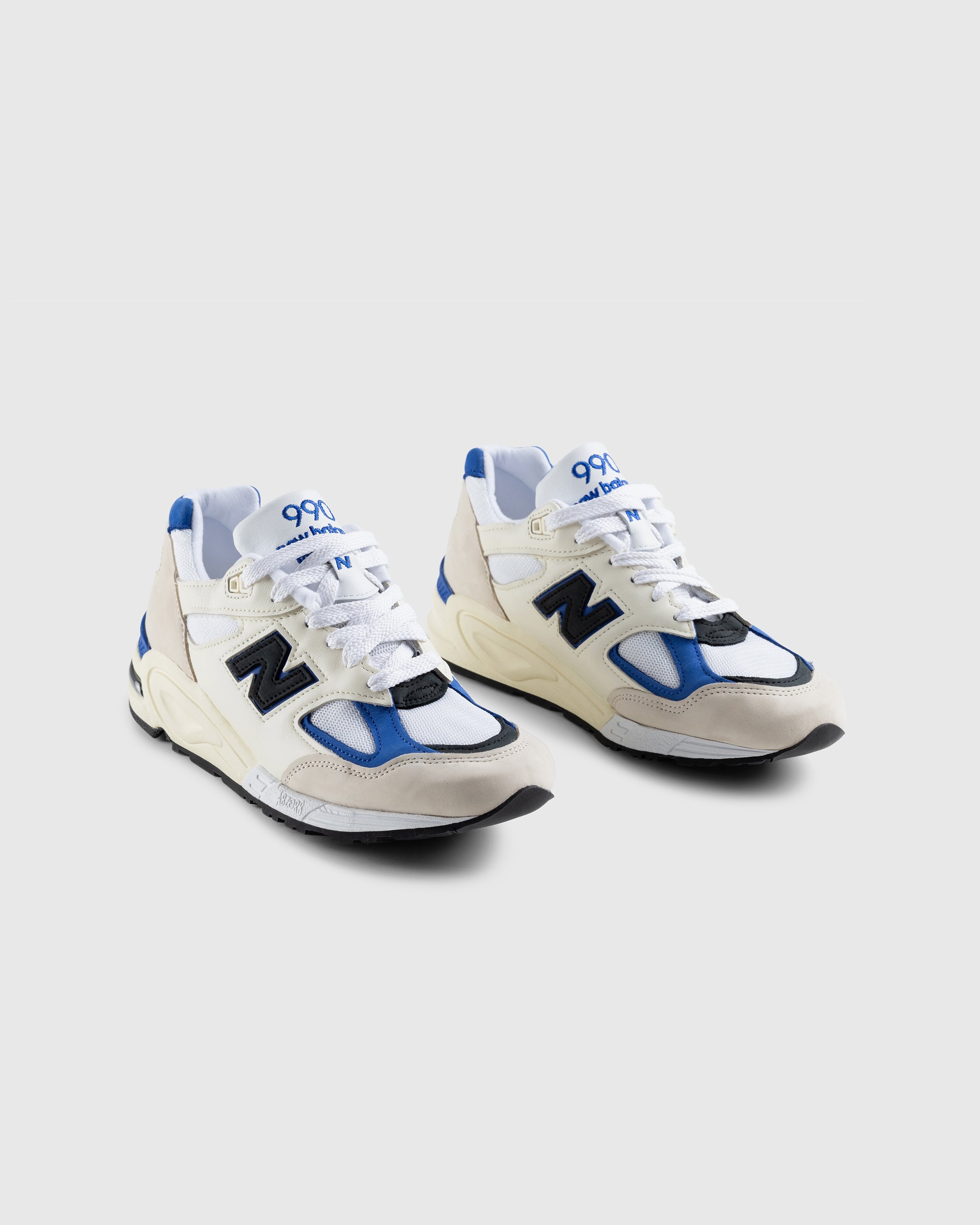 New Balance – M990WB2 White - Low Top Sneakers - White - Image 3