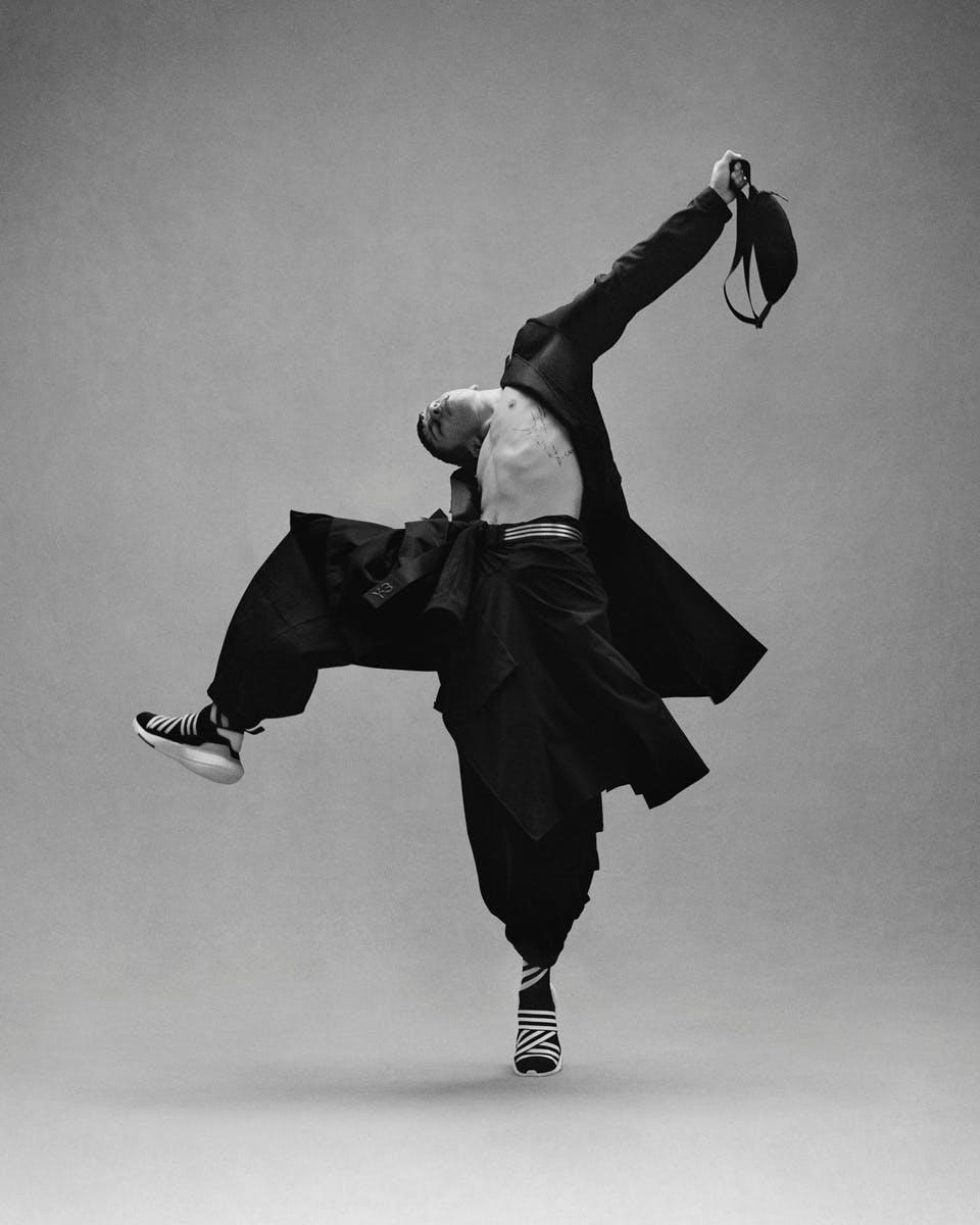 y-3-ss22-chapter-1-collection-campaign-anniversary (7)