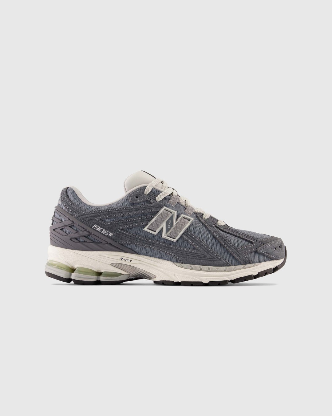 New Balance – M1906RV Titanium - Sneakers - Grey - Image 1