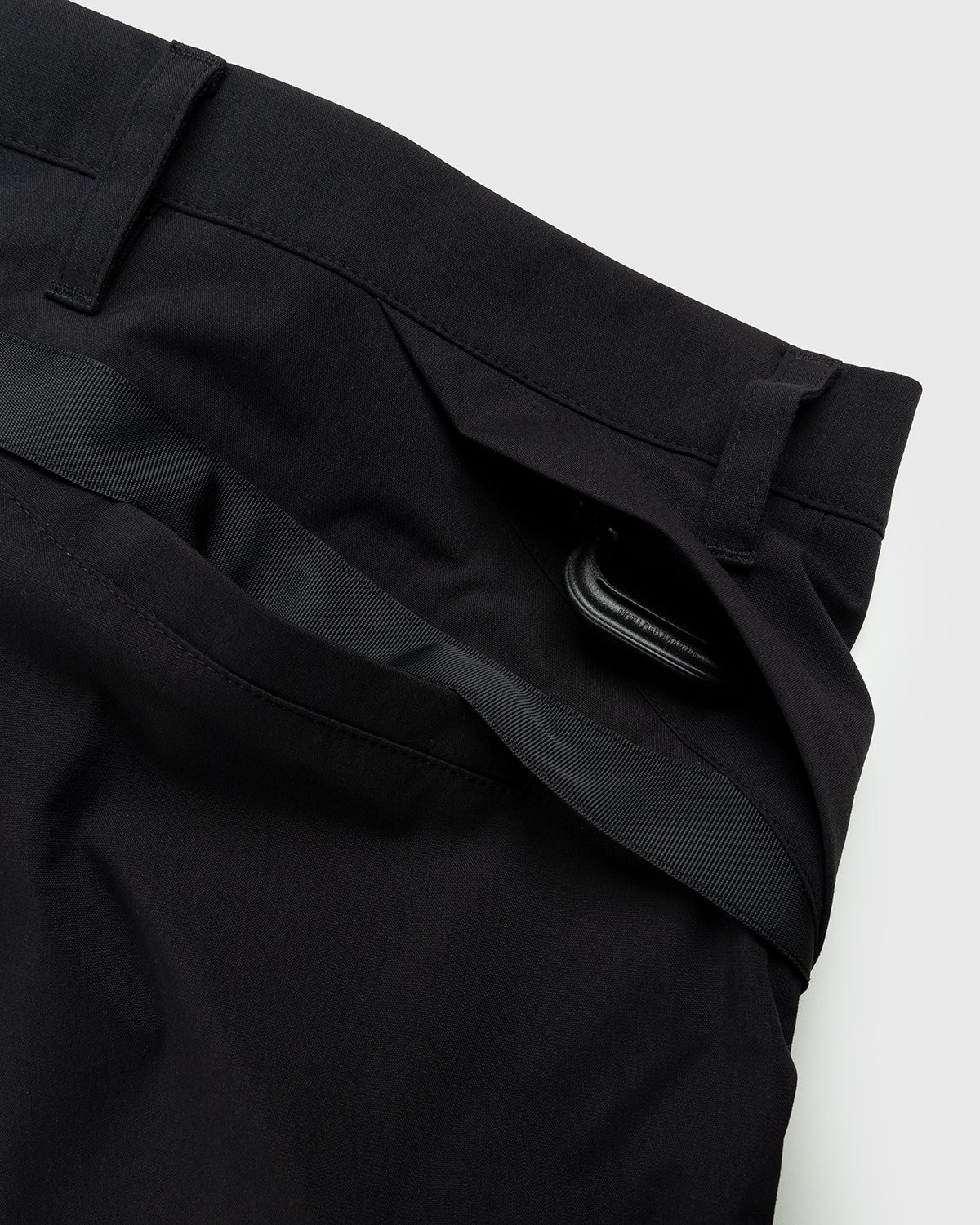 ACRONYM – P10A-E Cargo Pants Black | Highsnobiety Shop