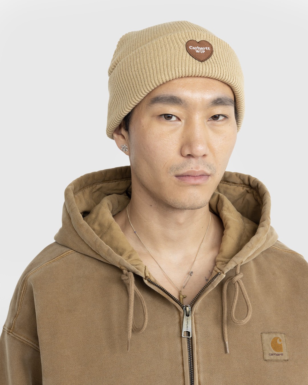 Carhartt WIP – Heart Patch Beanie Dusty Hamilton Brown - Hats - Brown - Image 4