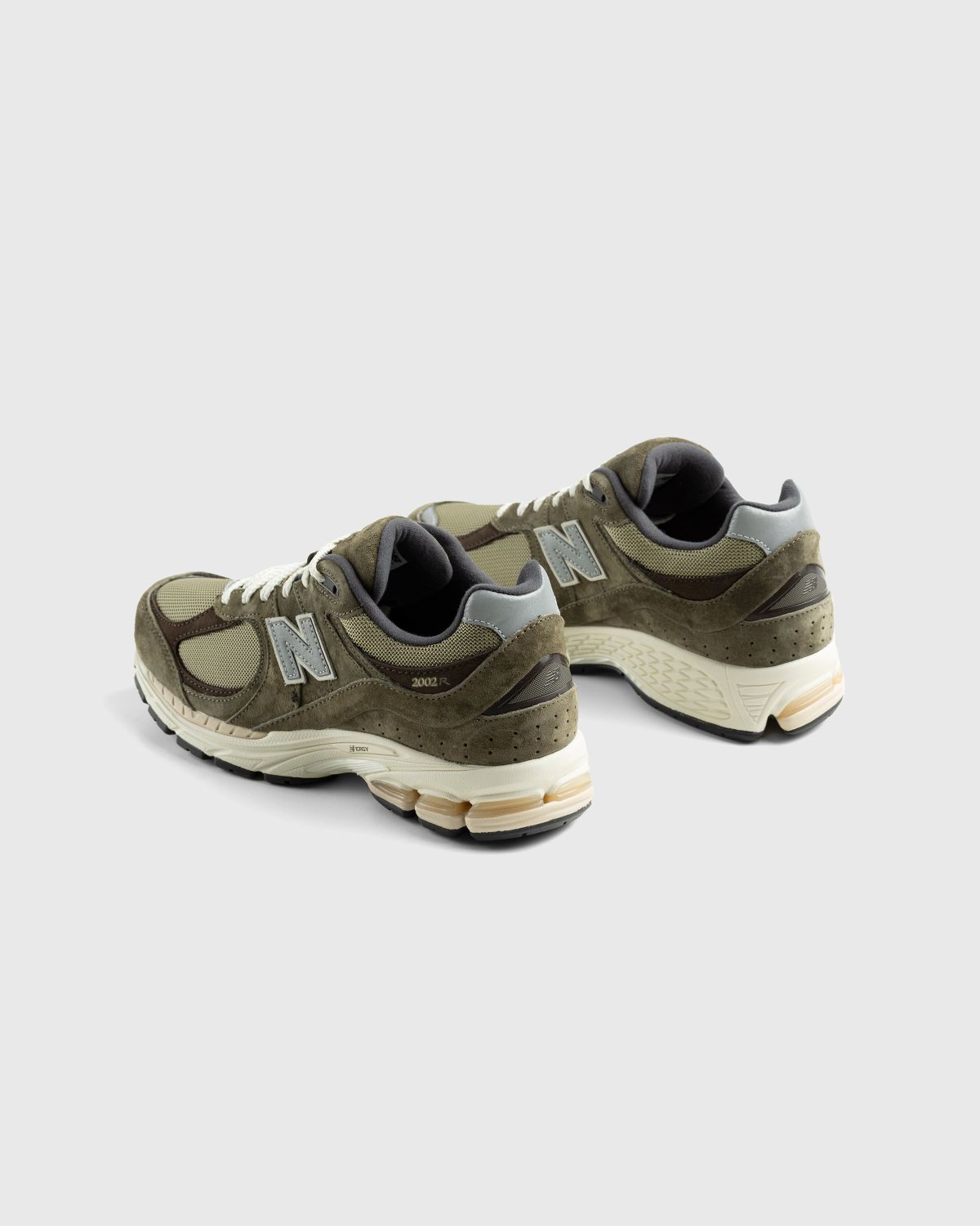 New Balance – M2002RHN Dark Camo - Low Top Sneakers - Green - Image 4