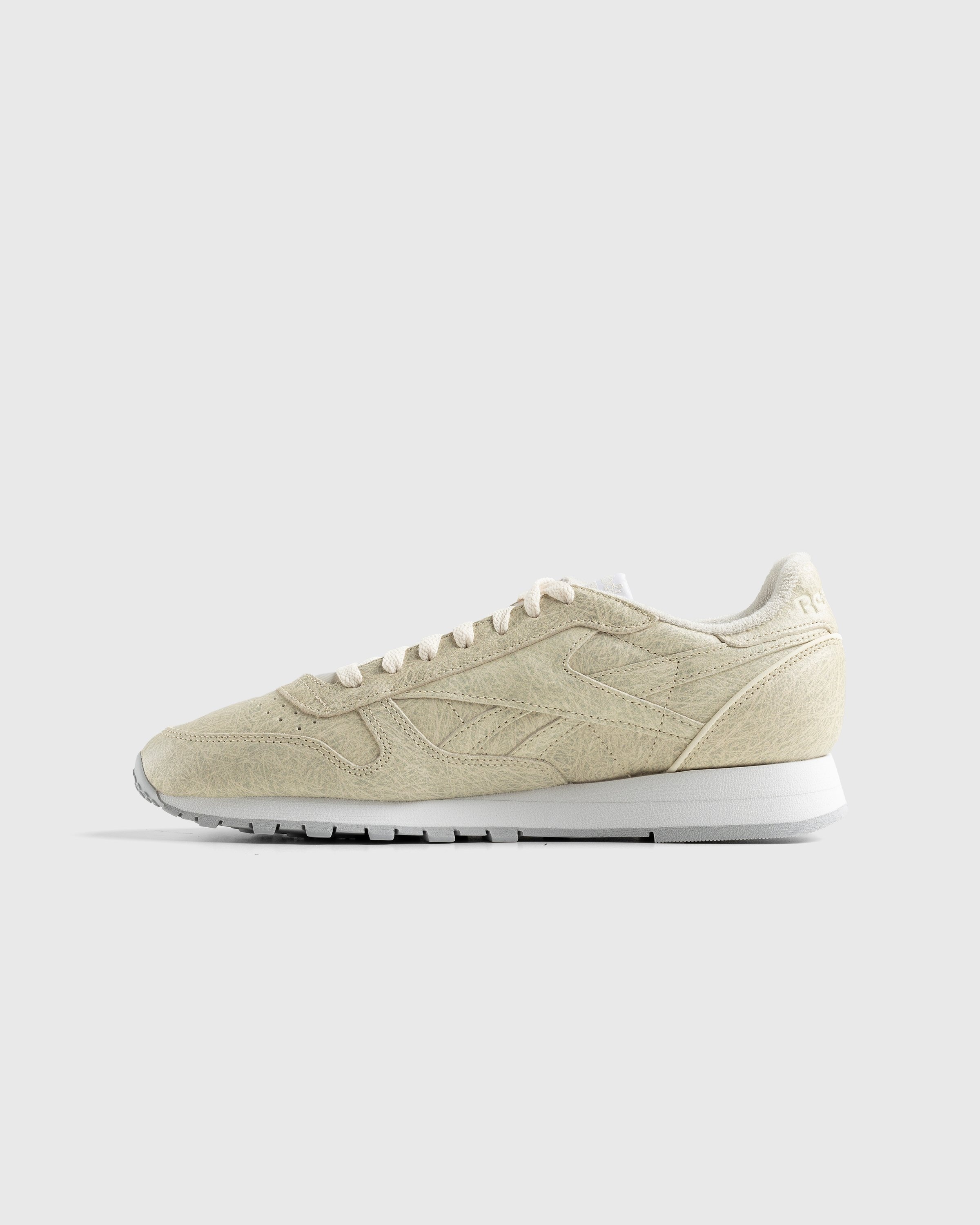 Reebok print store smooth beige