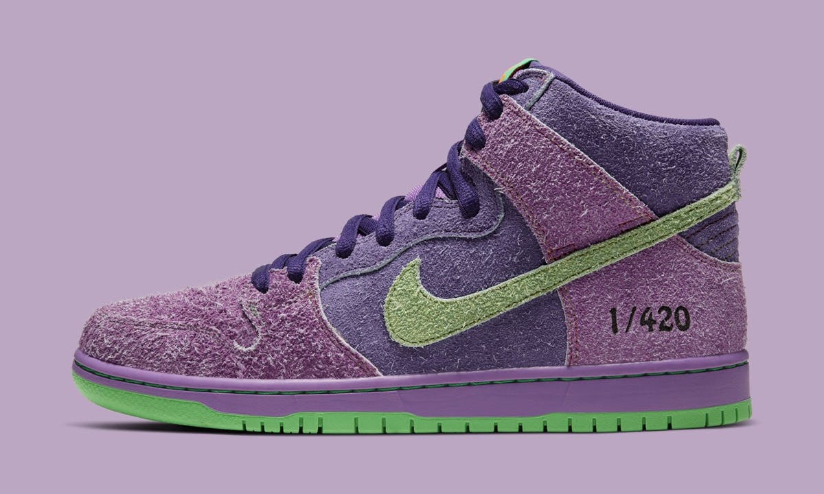 nike sb skunk 42 Cinosural International School