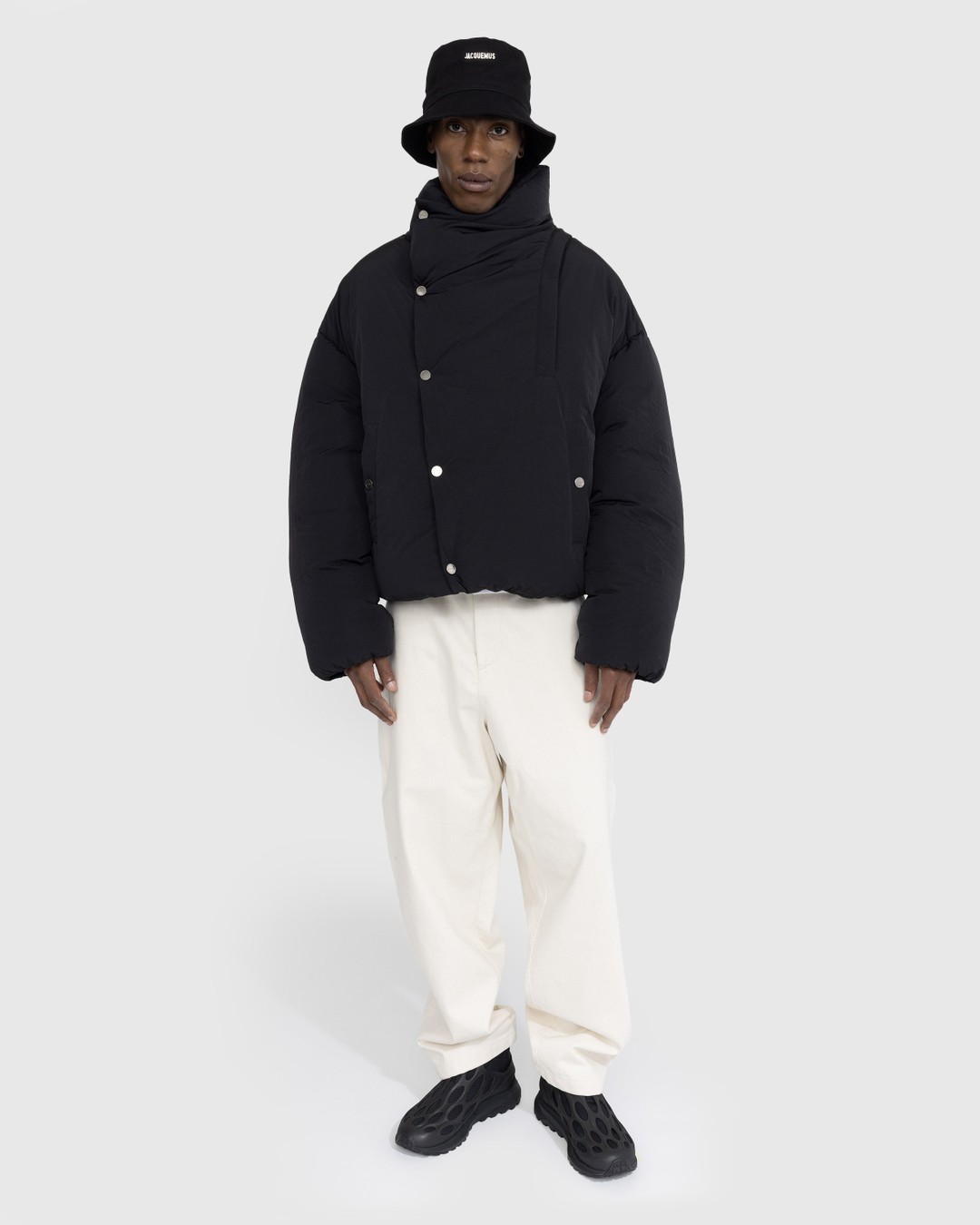 JACQUEMUS – La Doudoune Cocon Black - Outerwear - BLACK - Image 2