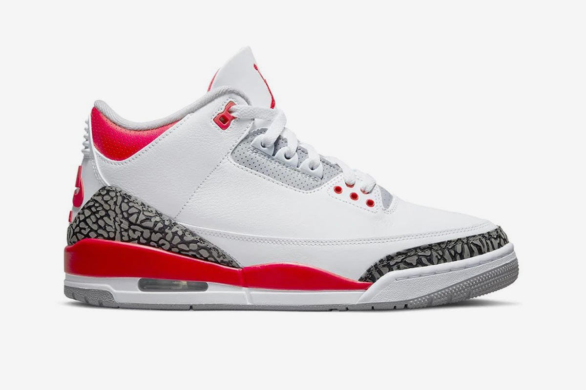 Air Jordan 3 Fire Red Resale Prices & Where to Buy