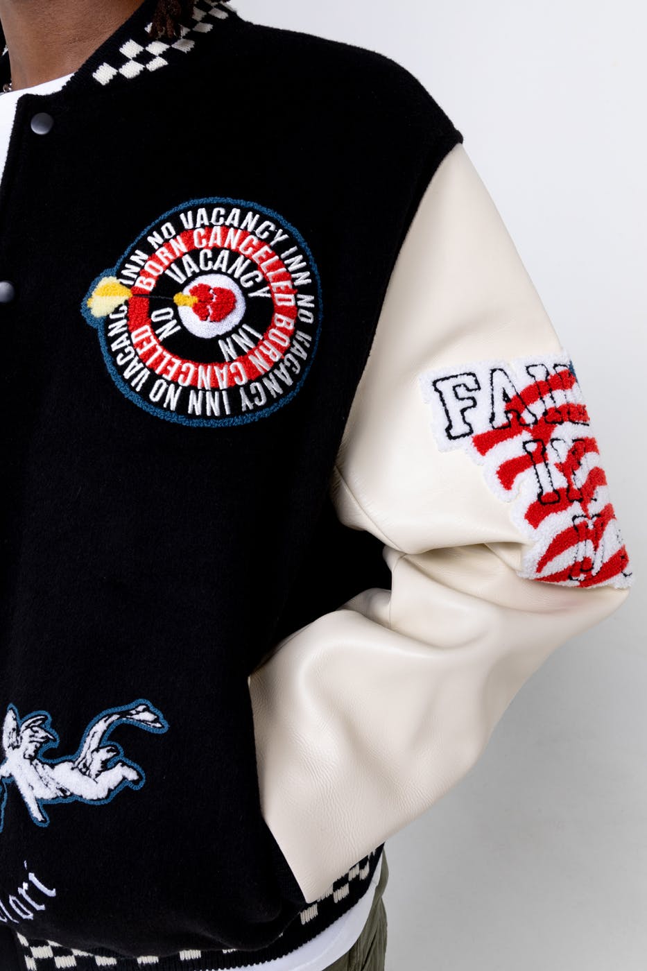 No Vacancy Inn S Born Cancelled Is A Counter To Cancel Culture