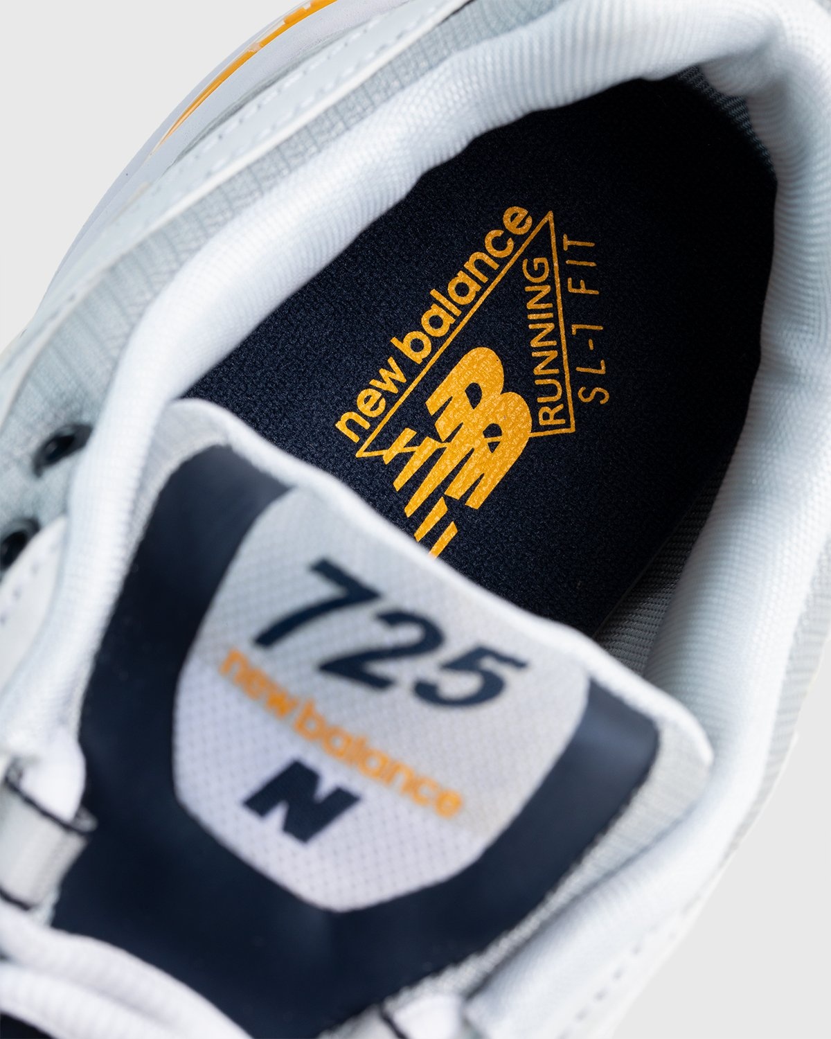 New Balance – ML725A White Navy - Sneakers - White - Image 6